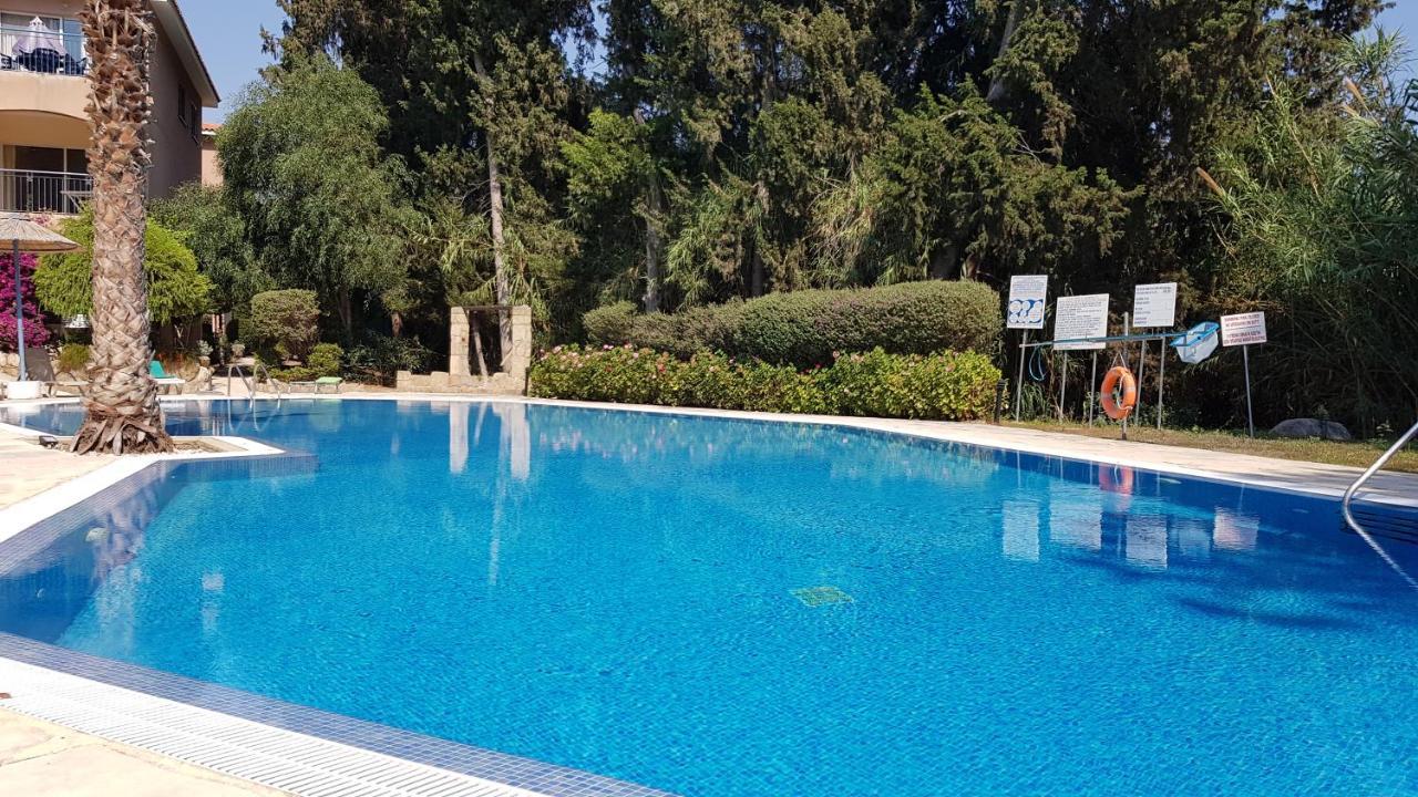 Paradise Gardens IV 2 Bd Amazing Apartment Paphos Exterior foto